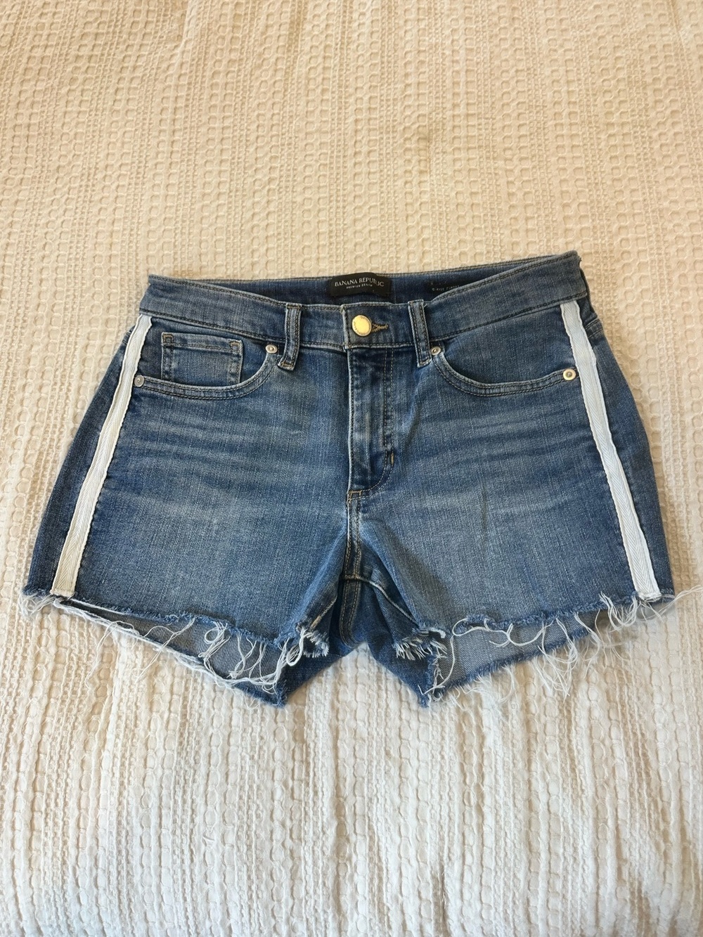Banana Republic Women’s Stretchy Denim Jean Shorts Side Stripe Size 25